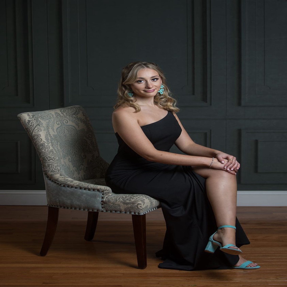 Kate Grey Black Vintage Wall Printed Backdrop for Photography